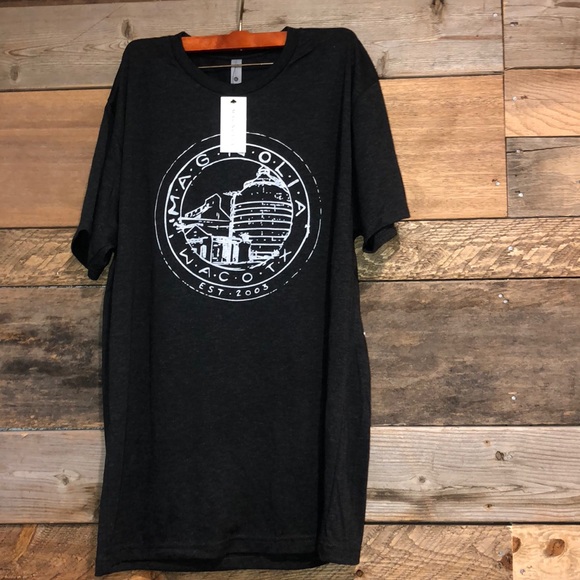 Magnolia Tops - Magnolia Tee Waco Texas NWT XL